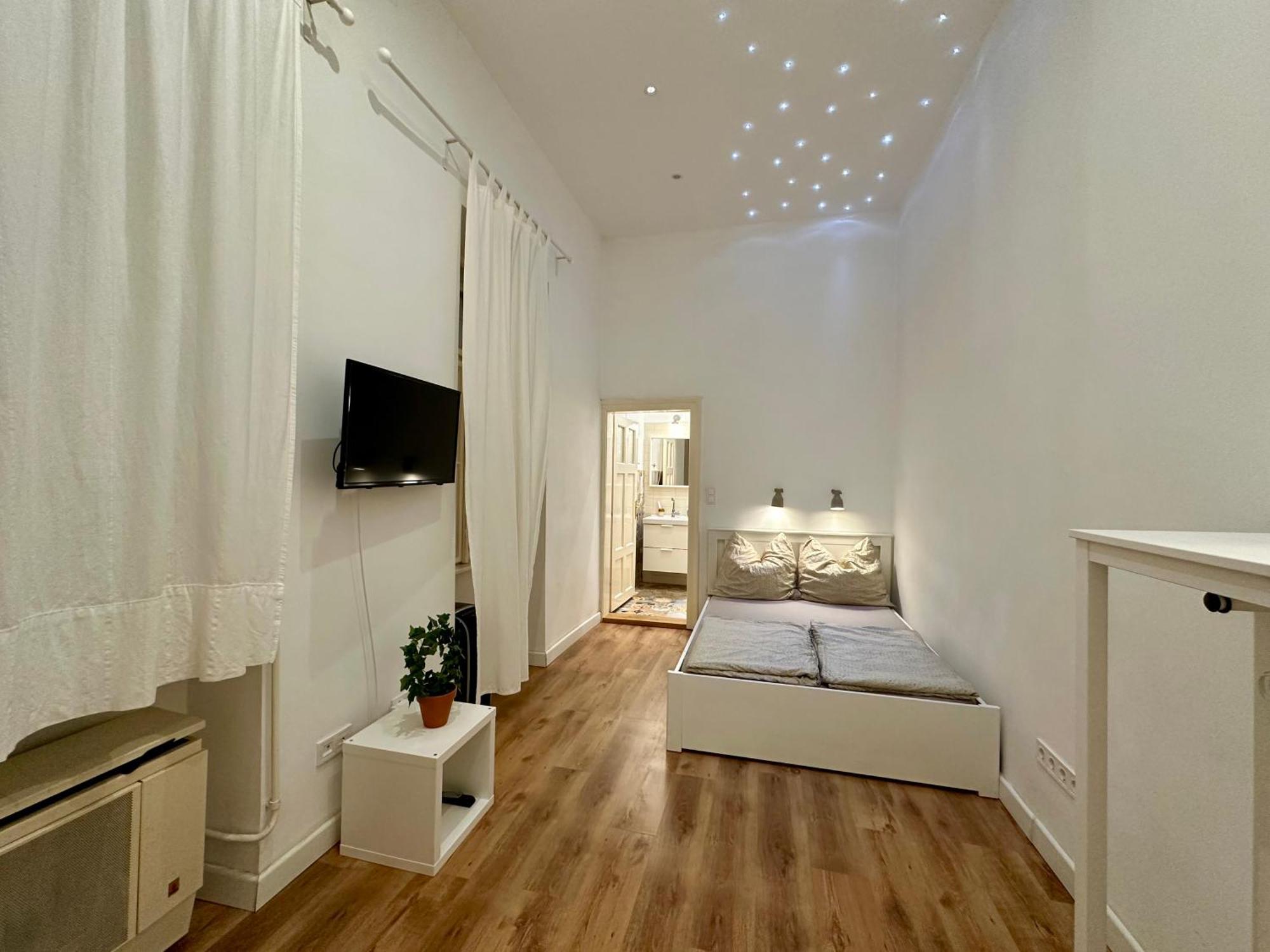Cozy Studio Flat In The Heart Of Budapest Luaran gambar